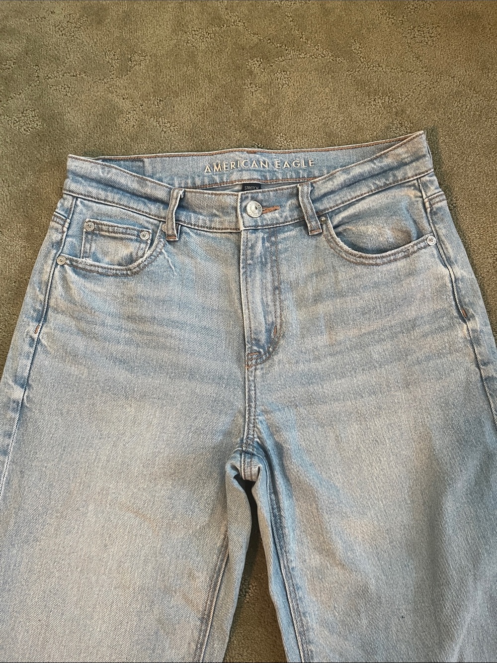 American Eagle Outfitters Light Blue Super High Rise Straight Jeans - Picture 2 of 7